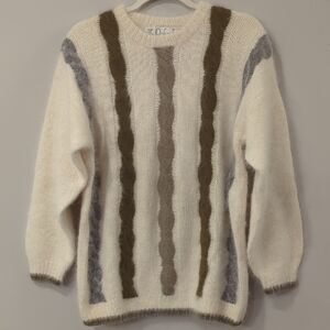 Vintage Hand Knitted Sweater SOFT Angora Lambswool Cream size Medium